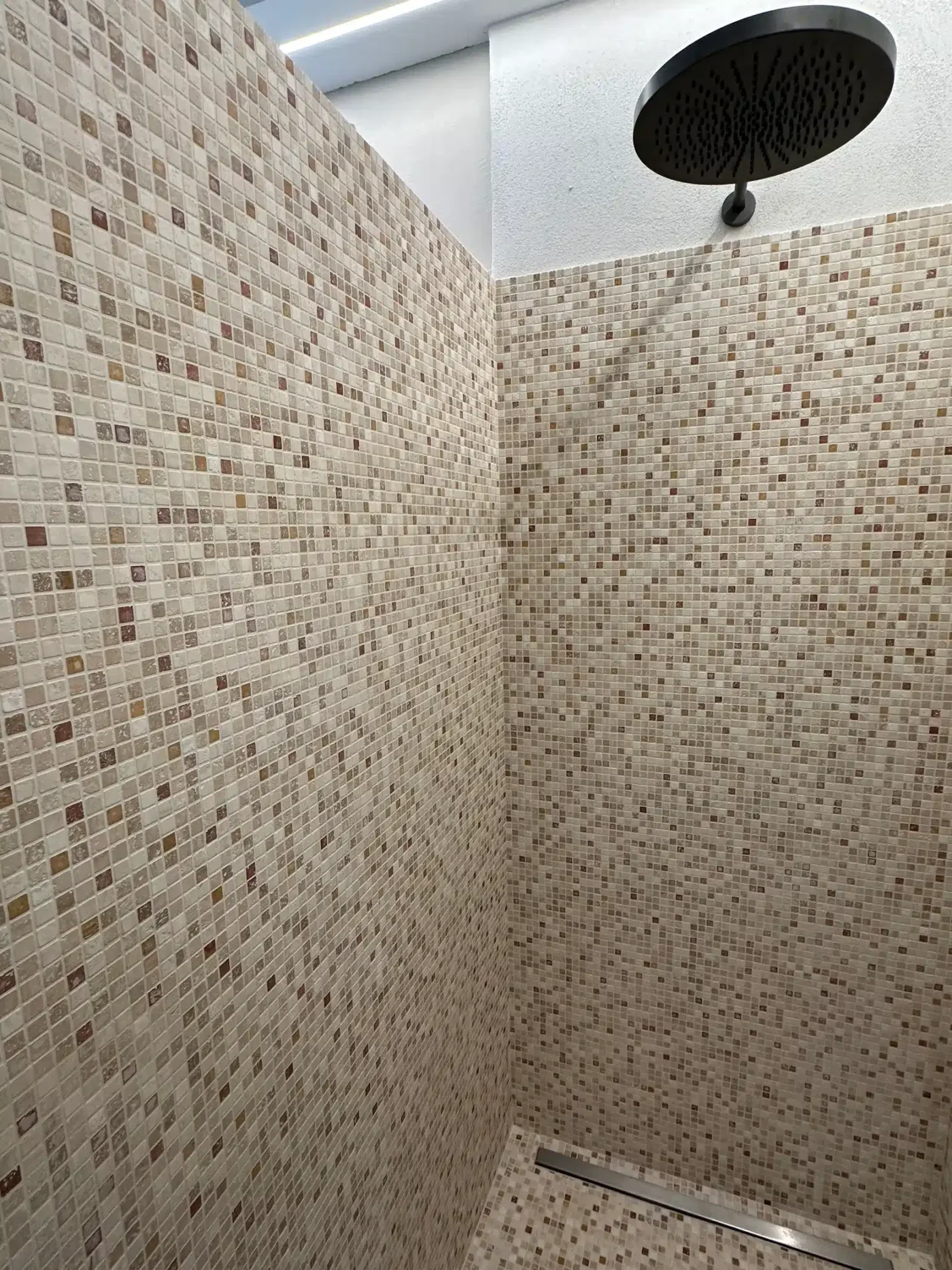 Mosaico Mix Marmo Travertino 1,5x1,5 | 30x30cm - immagine 2